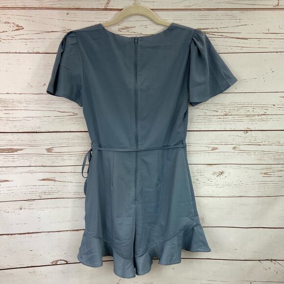 Windsor XS Dusty Blue Ruffle Wrap Vneck Tie Front Short Sleeve Romper Dress - Picture 7 of 9